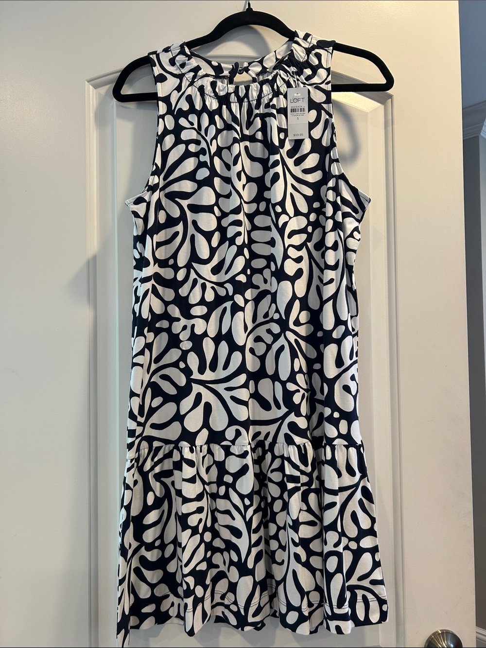 LOFT Navy White Abstract Leaf Sleeveless Dress
